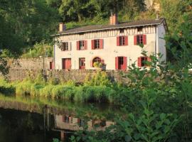 Chambres d'hôtes Le Veilleur de Noblat, hotell sihtkohas Saint-Léonard-de-Noblat