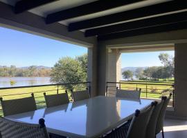 Harpy Haven, hotel i Parys