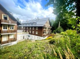 Apartmán Hubertus No. 17, hotel em Karlova Studánka