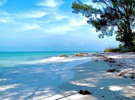 Welcome To The Paradise, ξενοδοχείο σε Fort Myers Beach