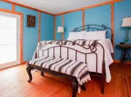 Round Top Hotel
