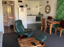 Smart Apartment, self-catering accommodation in Dinsdale