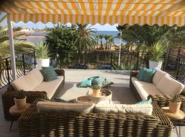 luxury penthouse less than 50 meters from the beach, hotel mewah di Puerto de Mazarrón