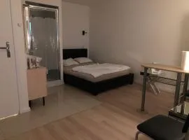 Mini Studio A Bed4U Late Check in