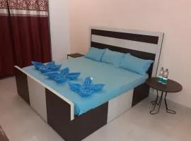 PHOENIX HOLIDAY HOME