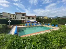 Grande Villa con piscina Privata tra Versilia e Cinque Terre