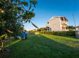 George Apartments, hotel in Arillas