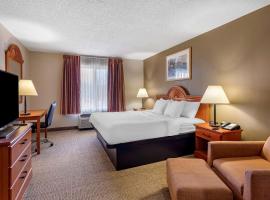 Quality Inn & Suites Rockport - Owensboro North, hôtel à Rockport près de : Aéroport dOwensboro-Daviess County - OWB