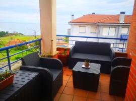 BELVEDERE, vistas al mar y terraza Luanco, hotell sihtkohas Luanco