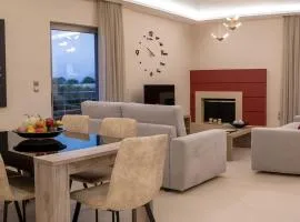 ''Aeolos'' Luxury Villa