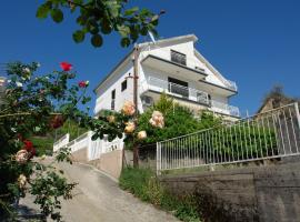 Wisteria, Privatzimmer in Tivat