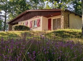 R&eacute;sidence de Tourisme LE VENDAHAUT, hotel de playa en Lapleau
