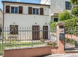 N012 - Numana, nuovo bilocale con aria condizionata