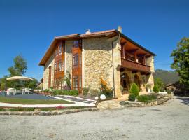 Villa Arce Hotel, hotel di Puente Viesgo