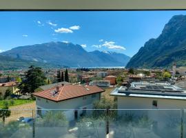 Visioni Lake View Boutique Rooms & Breakfast - Adults Friendly, hotel a Riva del Garda