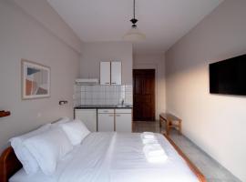 Pomelo Rooms, hotell i Parga