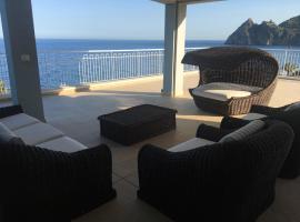 Airone Sea House, villa a SantʼAlessio Siculo