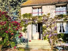 Maison charmante à La Croix-sur-Ourcq avec jardin clôturé