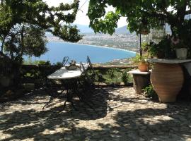 unique view apartment, vacation rental in Kalamata