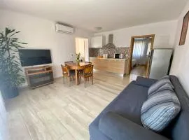 Apartment MIRNA