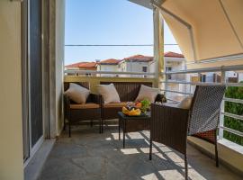 Apartment in Skala Fourkas, sewaan penginapan tepi pantai di Skála Foúrkas