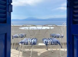 Vlichos Studio Apartment, cheap hotel in Hydra