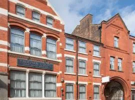 5 hotel in Liverpool