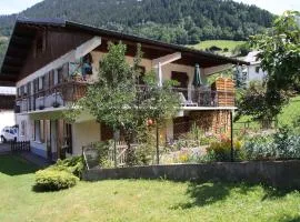 Appartement lumineux 75m² pour 4, coeur Arêches, terrasse, 2 chambres, parking privé, proche tout - FR-1-342-236