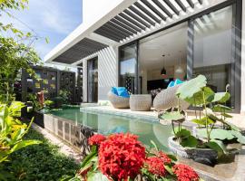 Okinawa Villas and Beach Club - Oceanami Resort, spa hotel in Long Hai