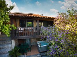 Pedra Bela - Cozy House w/ Private Jacuzzi @ Geres: Terras de Bouro'da bir tatil evi