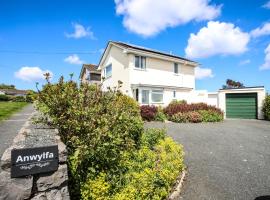 Anwylfa, alojamiento en la playa en Moelfre