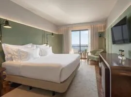 Grand Hotel Açores Atlântico、ポンタ・デルガダのプール付きホテル