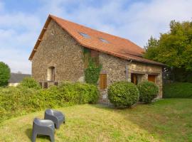 Dordogne et Corrèze vacances BnB, מקום אירוח ביתי בTroche