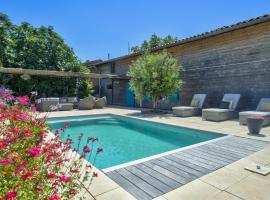Le chant du coquelicot, hotel with pools in Baziège