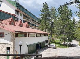 Appartamento immerso nel verde del parco d'Abruzzo, хотел в Пескасероли