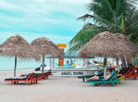 Golden Beach Cottages, hotell i Trincomalee