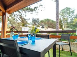 LA FORESTIERE - Petit havre de paix au Pyla, face aux pins, hotel in La Teste-de-Buch