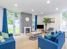 Family and Dog Friendly Luxury 3 Bed Property - With hot tub