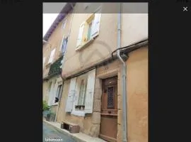 Jolie maison de village à Roquecourbe