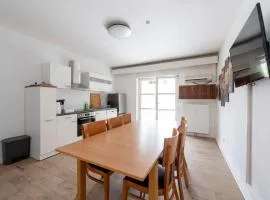 Worker Apartment near Enschede - 4 Bedrooms - 8 Single Box-Spring Beds