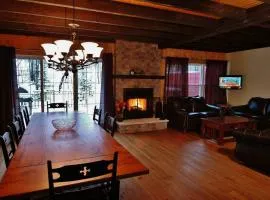 Alpages 9015 -Les Chalets Alpins Stoneham