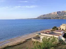 LA FINESTRA SUL MARE PIANO Terra