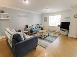 Apartment 6