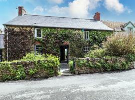 Tyddyn Bach, holiday home in Newport Pembrokeshire