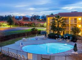 La Quinta by Wyndham Redding, hotel dicht bij: Luchthaven Redding Municipal - RDD, Redding