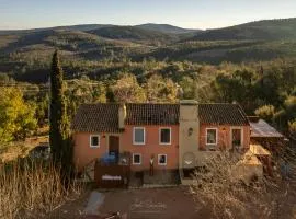Quinta do Barrieiro - Art Selection by Maria Leal da Costa