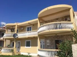 Studio apartmani DENNUS