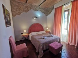 Saturnia Residence – hotel w mieście Poggio Murella