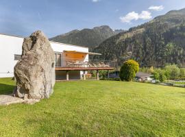 Ferienhaus Bergpanorama mit Sauna & großem Garten, neljatärnihotell sihtkohas Flattach