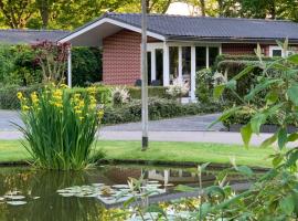 Bed en Natuurhuisje, hotell i Laren